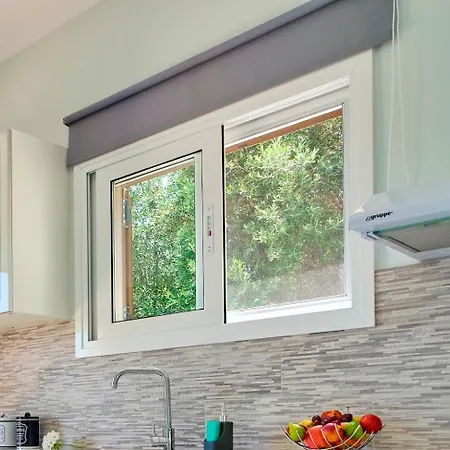 Stoneface Apartamento Arkadades